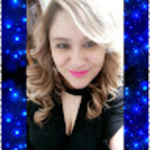 Meet your Posher, Hilda - Picture 1 of 1